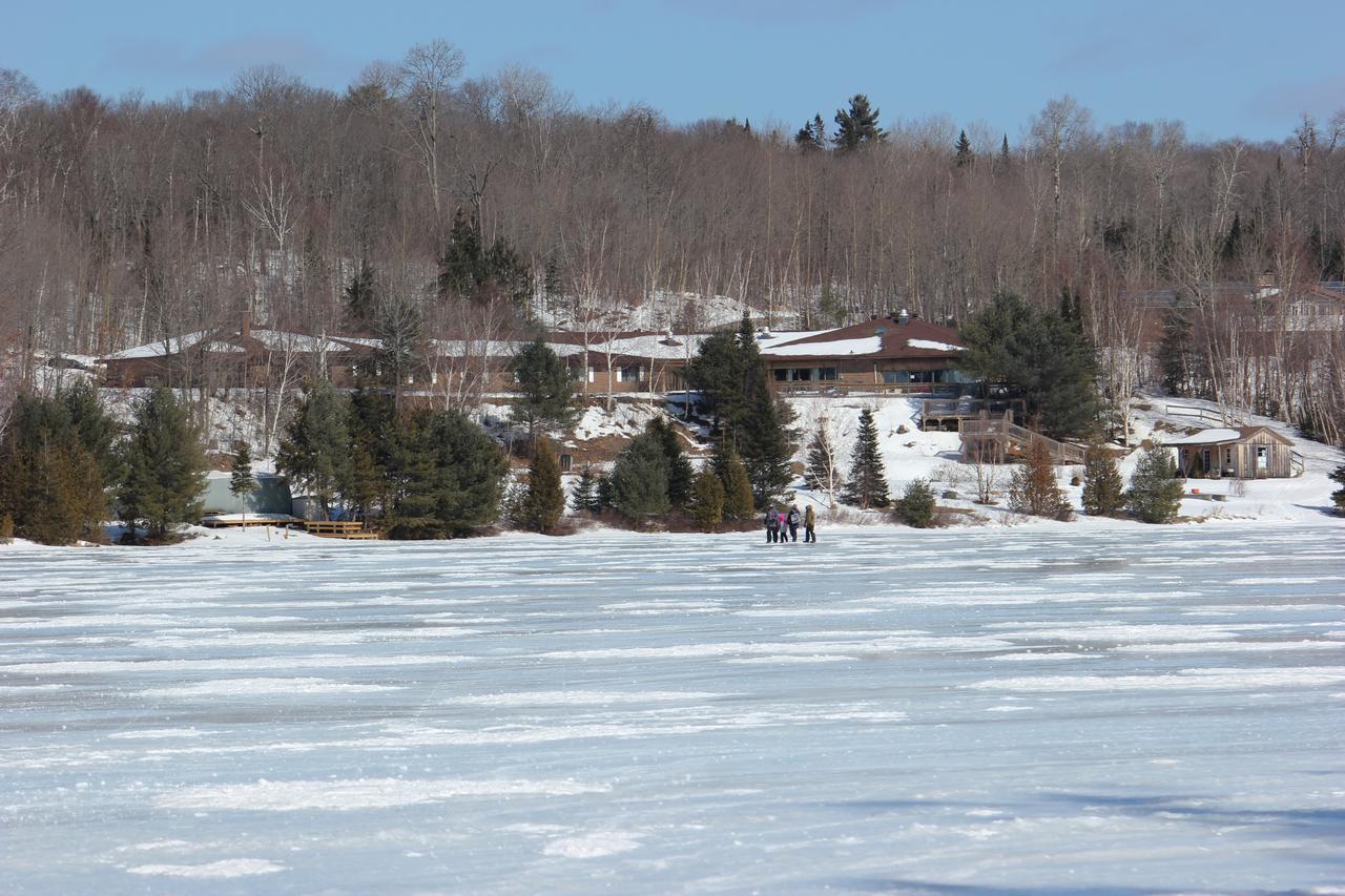 Dunlop Lake Lodge Elliot Lake 外观 照片