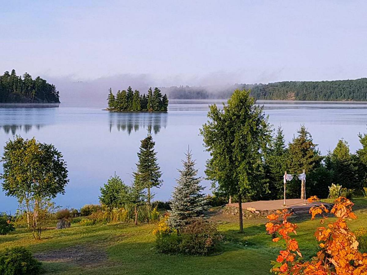 Dunlop Lake Lodge Elliot Lake 外观 照片