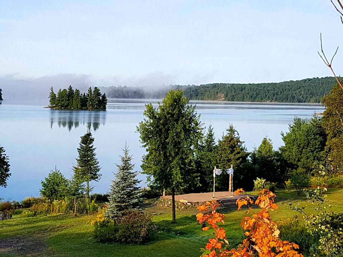 Dunlop Lake Lodge Elliot Lake 外观 照片