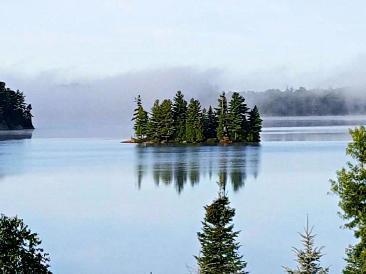 Dunlop Lake Lodge Elliot Lake 外观 照片