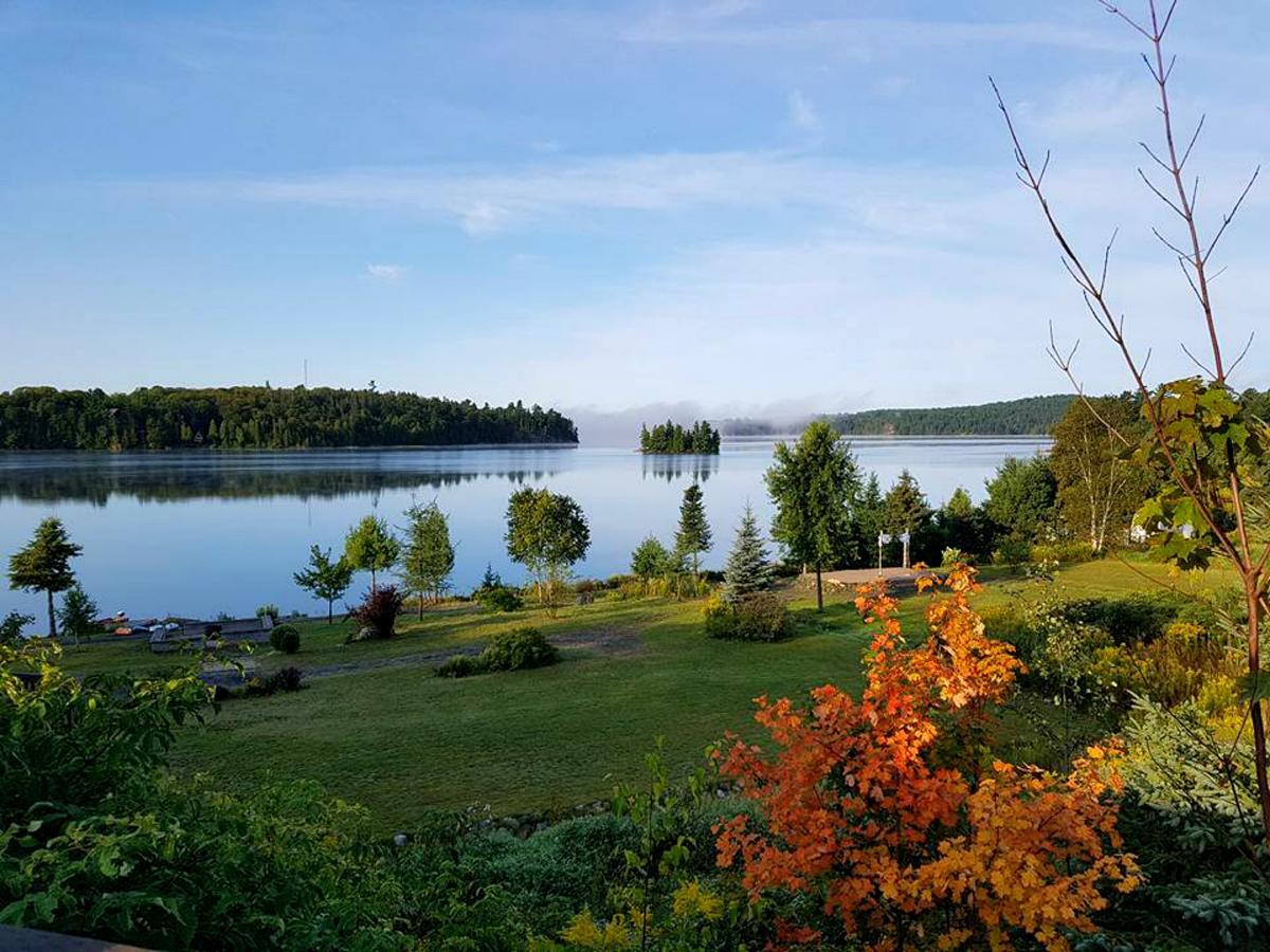 Dunlop Lake Lodge Elliot Lake 外观 照片